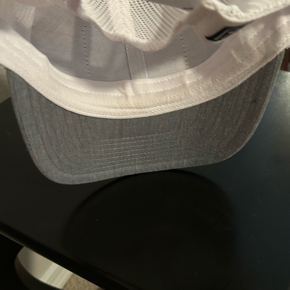 Blue Ridge Mountain Outfitters Trucker Hat - Picture 4 of 4